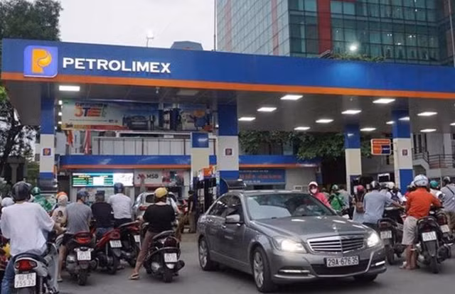 Ty suat lai gop bien lao doc, Petrolimex chi lai von ven 595 ty dong trong quy 4/2021