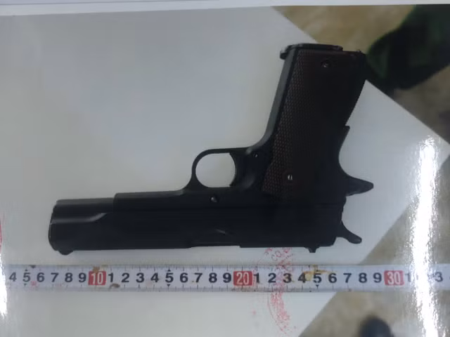 Bắt “siêu trộm” 16 tuổi thuê xe ôm đi trộm cắp nhiều tài sản trị giá tiền tỷ ở Sài Gòn - Hình 3 Bat “sieu trom” 16 tuoi thue xe om di trom cap nhieu tai san tri gia tien ty o Sai Gon-Hinh-3