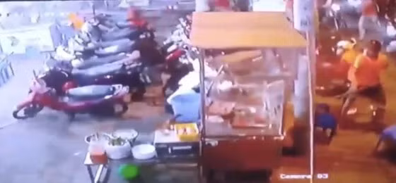 Tạm giữ 34 đối tượng trong vụ 200 giang hồ áo cam ở Sài Gòn - Hình 2 Tam giu 34 doi tuong trong vu 200 giang ho ao cam o Sai Gon-Hinh-2