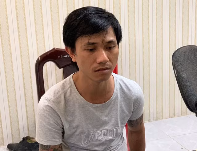 3 nam và 4 hotgirl phê ma tuý tập thể trong căn nhà 3 nam va 4 hotgirl phe ma tuy tap the trong can nha