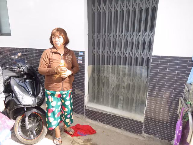 Khoi to nguoi vo phong hoa dot chong