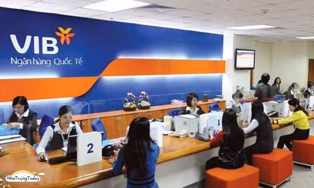 Lãi ròng 6 tháng của VIB đạt hơn 4.000 tỷ đồng, nợ xấu tăng lên 2,45% Lai rong 6 thang cua VIB dat hon 4.000 ty dong, no xau tang len 2,45%
