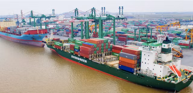 Những đáng ngại khi Viconship (VSC) phát hành riêng lẻ 40 triệu cổ phiếu - Hình 2 Nhung dang ngai khi Viconship (VSC) phat hanh rieng le 40 trieu co phieu-Hinh-2
