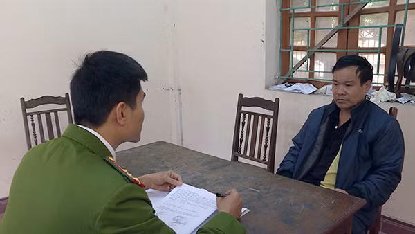 Đường dây bán dâm ở cà phê Hồng Lâu Mộng diễn ra thế nào? Duong day ban dam o ca phe Hong Lau Mong dien ra the nao?