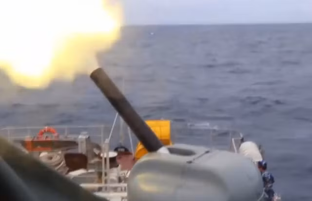 Viet Nam tu san xuat duoc dan cho phao cao toc AK-630-Hinh-10