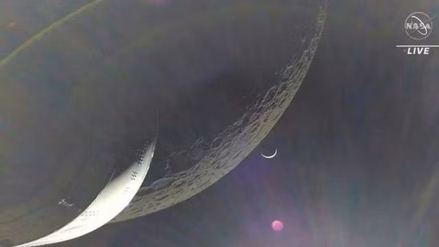 Phi hanh gia se bay quanh mat trang tren tau Orion cua NASA-Hinh-3