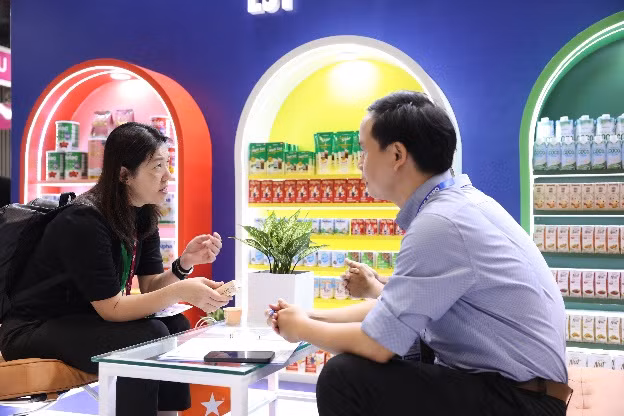 Đưa sản phẩm sữa Việt Nam vào chuỗi sản xuất, cung ứng toàn cầu - Hình 7 Dua san pham sua Viet Nam vao chuoi san xuat, cung ung toan cau-Hinh-7