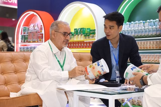 Đưa sản phẩm sữa Việt Nam vào chuỗi sản xuất, cung ứng toàn cầu - Hình 9 Dua san pham sua Viet Nam vao chuoi san xuat, cung ung toan cau-Hinh-9