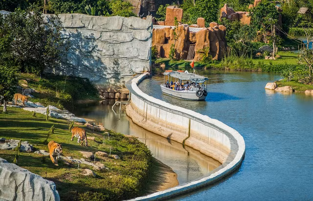 “Xuyên Việt” khám phá tinh hoa lễ hội ba miền tại VinWonders Nam Hội An - Hình 6 “Xuyen Viet” kham pha tinh hoa le hoi ba mien tai VinWonders Nam Hoi An-Hinh-6