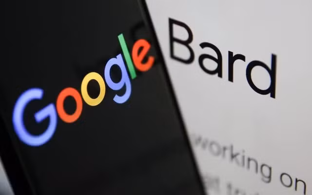 Google mất hơn 100 tỷ USD vốn hóa do Chatbot Bard mắc lỗi gì này - Hình 3 Google mat hon 100 ty USD von hoa do Chatbot Bard mac loi gi nay-Hinh-3