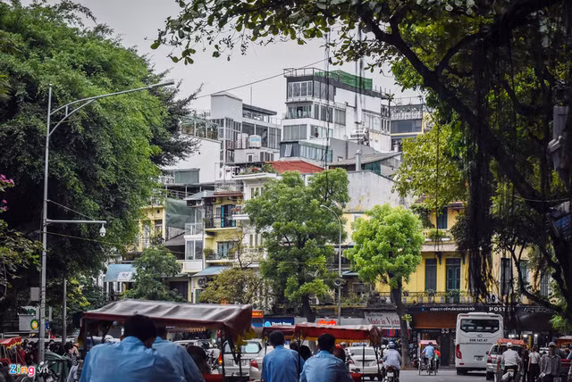 Giá đất trên 1 tỷ/m2, dân quanh phố cổ Hà Nội vẫn sống khổ đến khó tin - Hình 2 Gia dat tren 1 ty/m2, dan quanh pho co Ha Noi van song kho den kho tin-Hinh-2