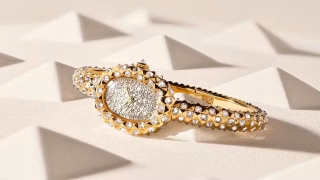cartier-baignoire-clou-de-paris-diamonds-the-nod-752ba4a4fd-rgoadqgpjudvbso-16x9.jpg
