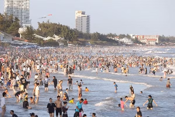 Bà Rịa - Vũng Tàu đón hơn 684.000 lượt khách trong dịp Tết Nguyên đán Ba Ria - Vung Tau don hon 684.000 luot khach trong dip Tet Nguyen dan